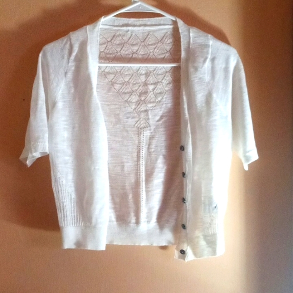 Half sleeve sweater cover up